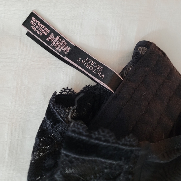COPY - Victoria's secret bralet black lace - Picture 2 of 6
